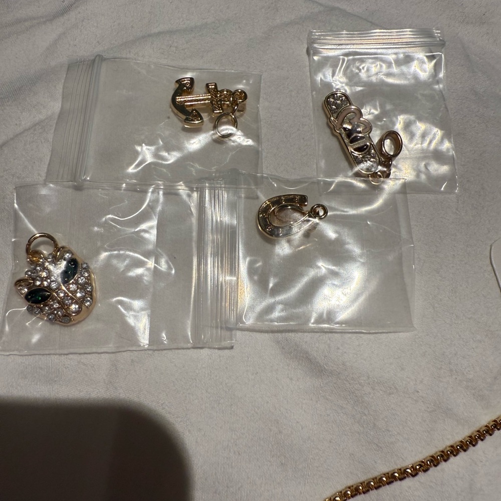 EFFY Necklace WITH LOVE 24" Chain & 6 Charms Pendant Gold Plated MSC Cruise 2025 - Picture 3 of 3